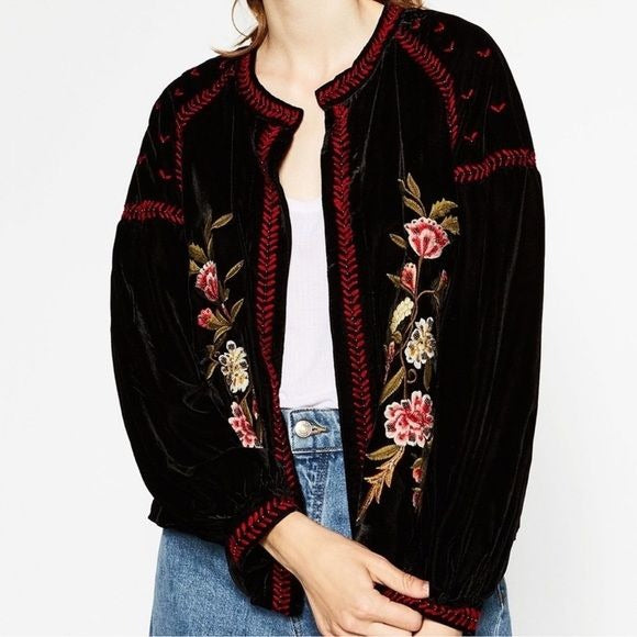 Zara Black Velvet Embroidered Jacket Size Small