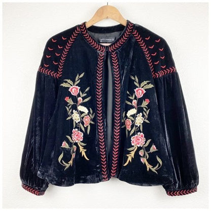 Zara Black Velvet Embroidered Jacket Size Small