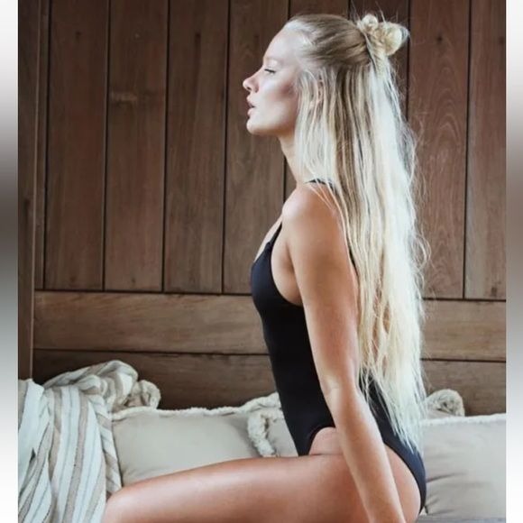 Vitamin A NWT Black One Piece Swimsuit Size 8