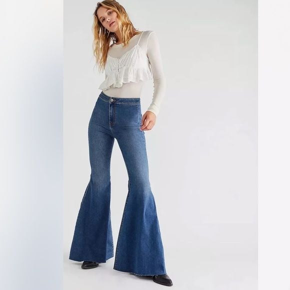 Free People Just Float on Flare Jeans Size 25