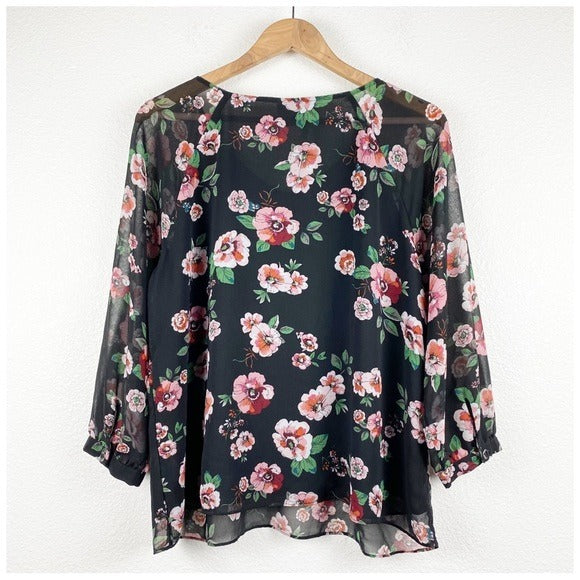 Cabi‎ Garden Floral Blouse Size Medium