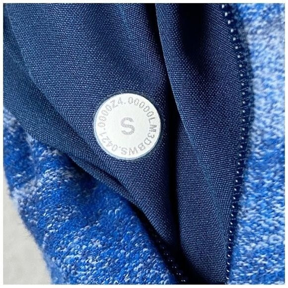 Lululemon Men's Surge Warm 1/2 Zip Data Rush Mineral Blue - Small