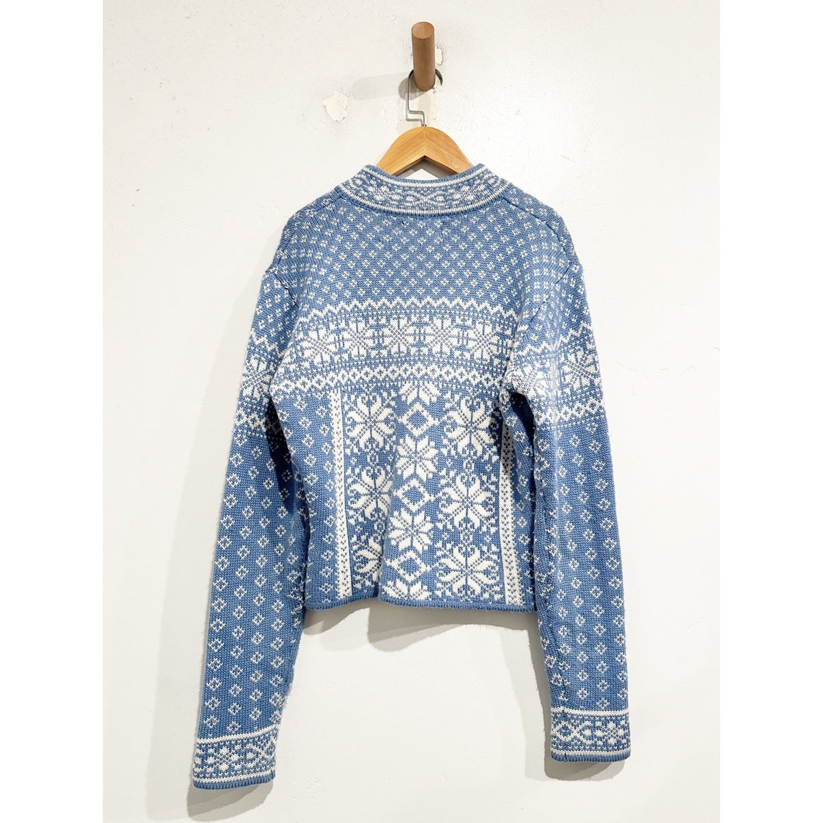 Obermeyer Vintage Blue Snowflake Wool Blend Sweater - Medium