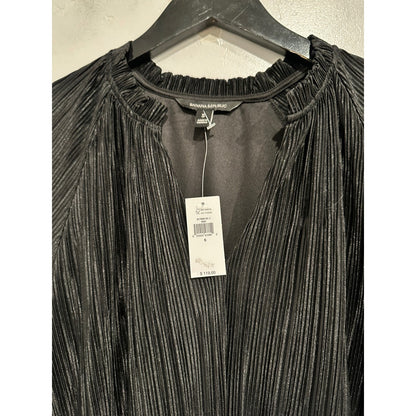 Banana Republic NWT Plisse Swing Dress in Black - Small