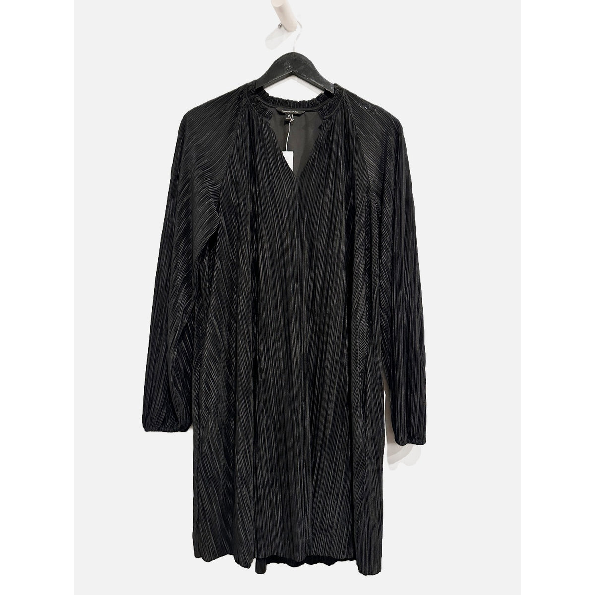 Banana Republic NWT Plisse Swing Dress in Black - Small