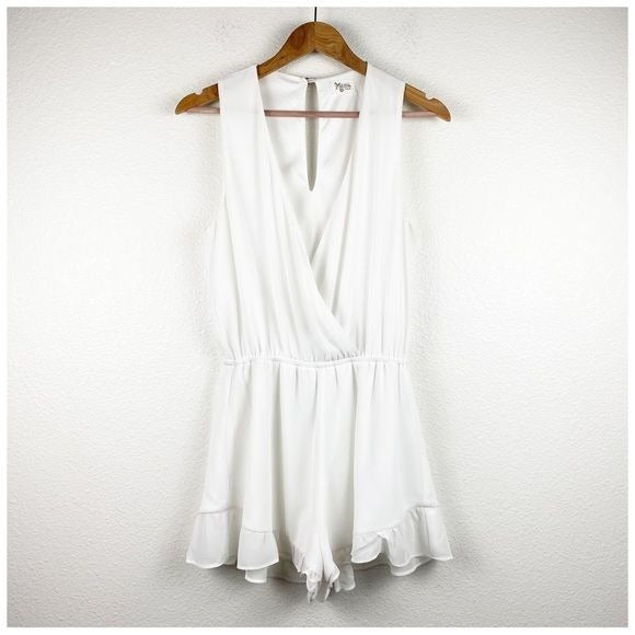 Show Me Your Mumu Riri White Romper Size Medium