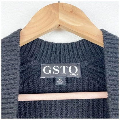 GSTQ Snap Sleeve V-Neck Sweater in Black Beauty Size XL