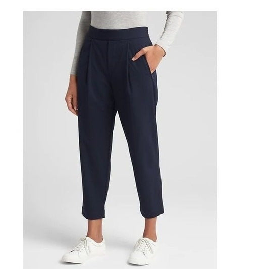 Gap Black Pleated Cropped Pants Size 0