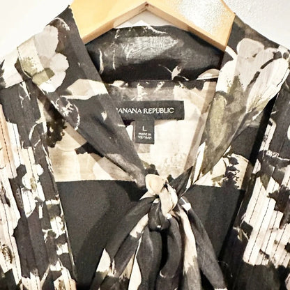 Banana‎ Republic Black Floral Tie Neck Shirt Dress - Large