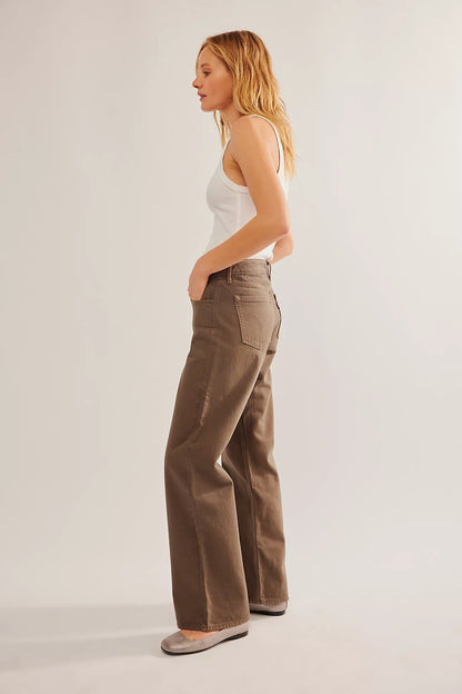 Levi's Low Loose Jeans in Brown