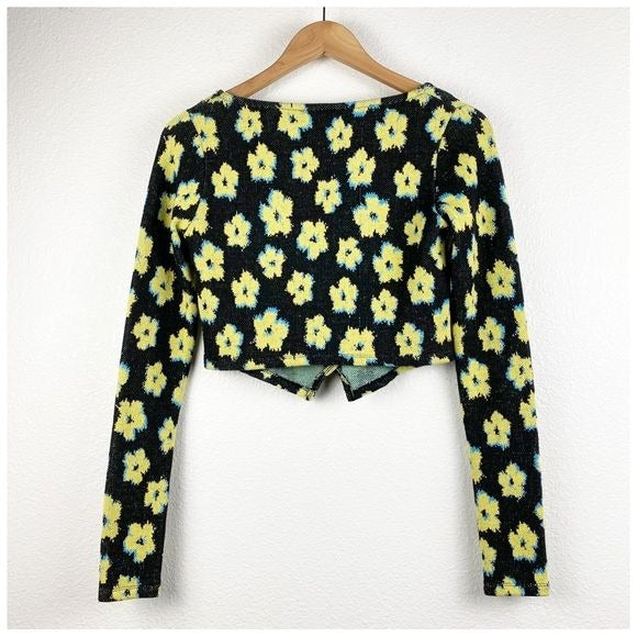 Motel Faline Crop Top In Cute Floral Black And Yellow Size Medium