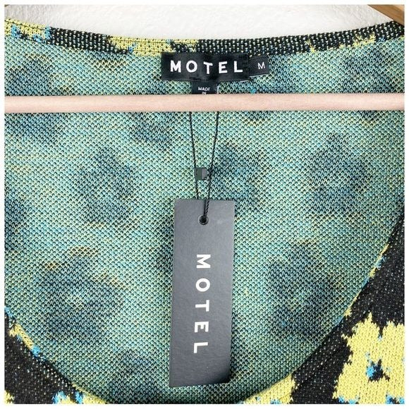 Motel Faline Crop Top In Cute Floral Black And Yellow Size Medium