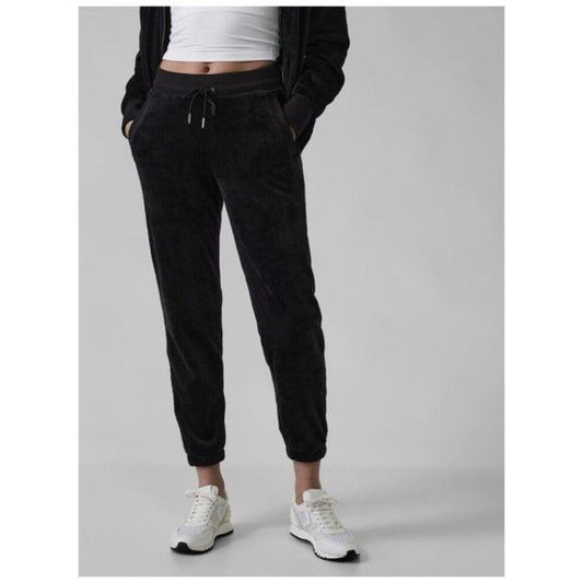 Athleta Cozy Karma Recover Jogger in Black Size Medium